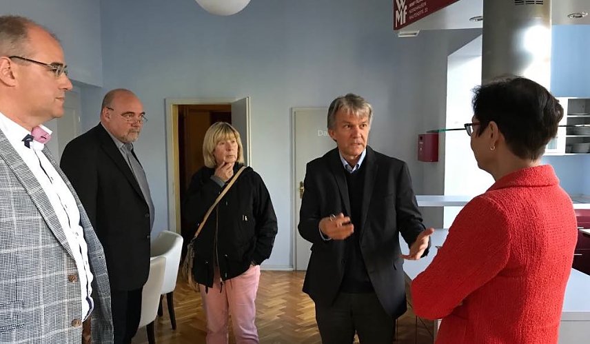 Bild: Theaterbesuch