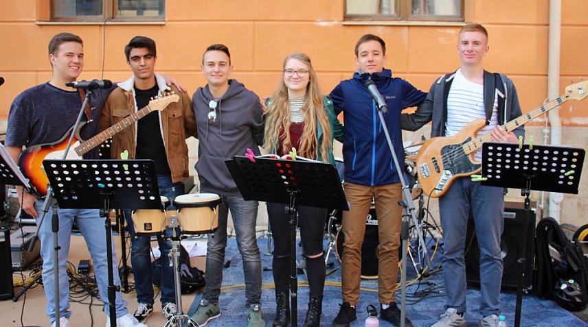 Bild: An der Musik "geschnuppert"