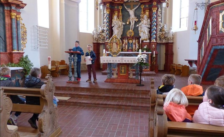 Bild: In der Kirche