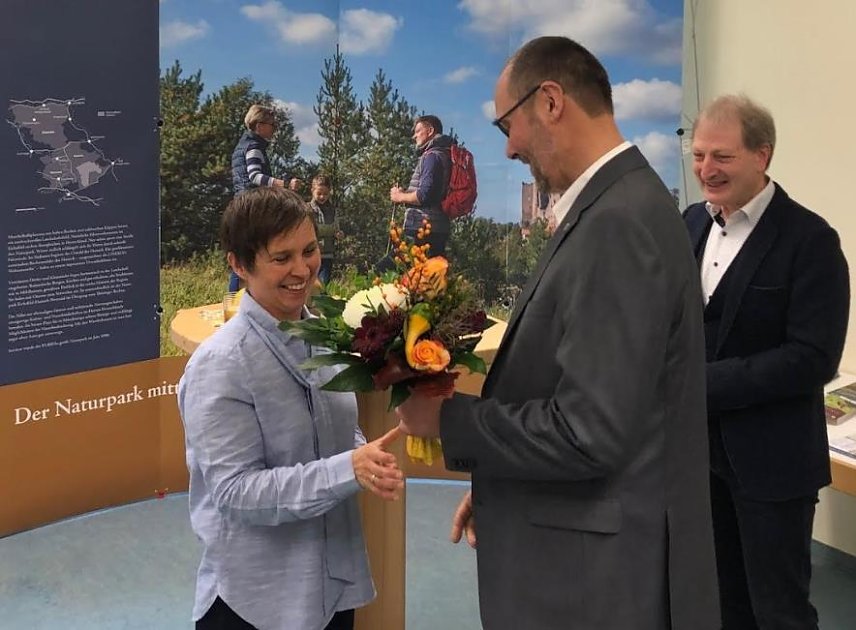 Bild: Begr&uuml;&szlig;ung Claudia Wilhelm