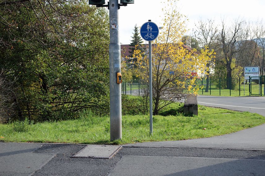 Bild: Zigarettenautomat aufgebrochen und mehr
