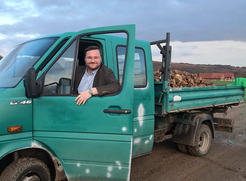 Bild: Futterspende f&uuml;r Kleine Wartburg