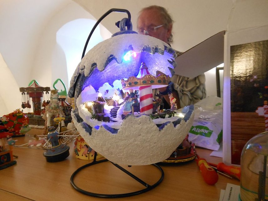Bild: Schneekugeln selbst gebastelt