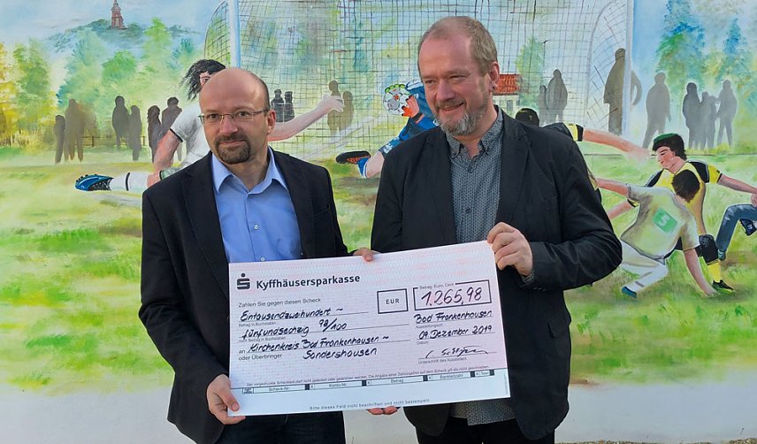 Bild: Scheck&uuml;bergabe Suppenprojekt