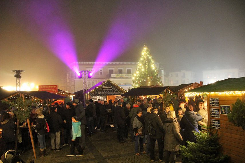 Bild: Weihnachtliche Nachrichten