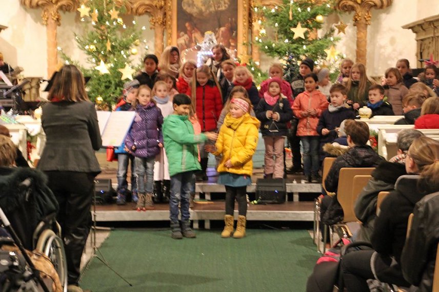 Bild: Kinder bringen Licht ins Dunkel