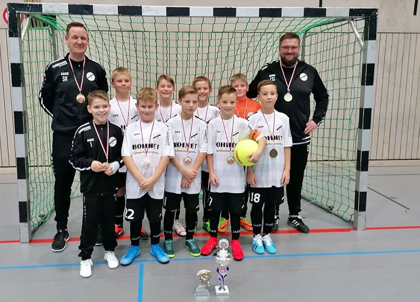Bild: Endstand Kreismeisterschaft im Hallenfu&szlig;ball der Junioren (3)