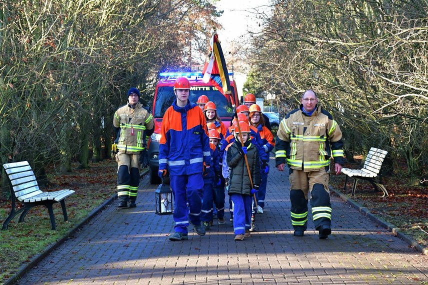Bild: Friedenslicht 2019 am Schmetterlingsfeld