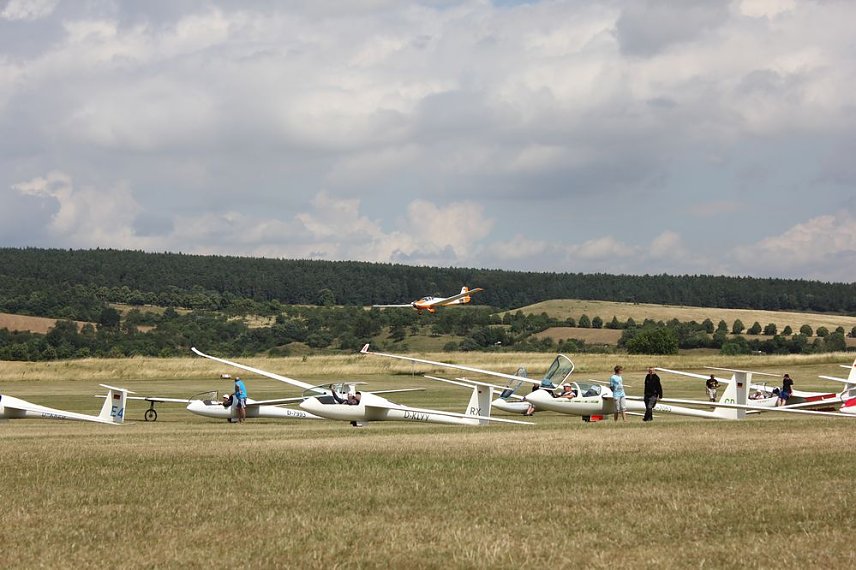 Bild: Vereinsregisternummer 1/1990 � Aeroclub Hans Grade e. V.