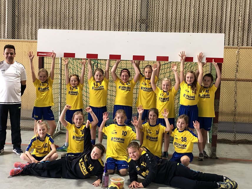 Bild: Die NSV-Handballm&auml;dels zu Gast in Erfurt