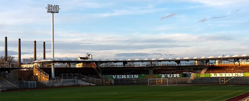 Bild: Ehemals Bundesligaspielst&auml;tte - Das VfL-Stadion am Elsterweg 