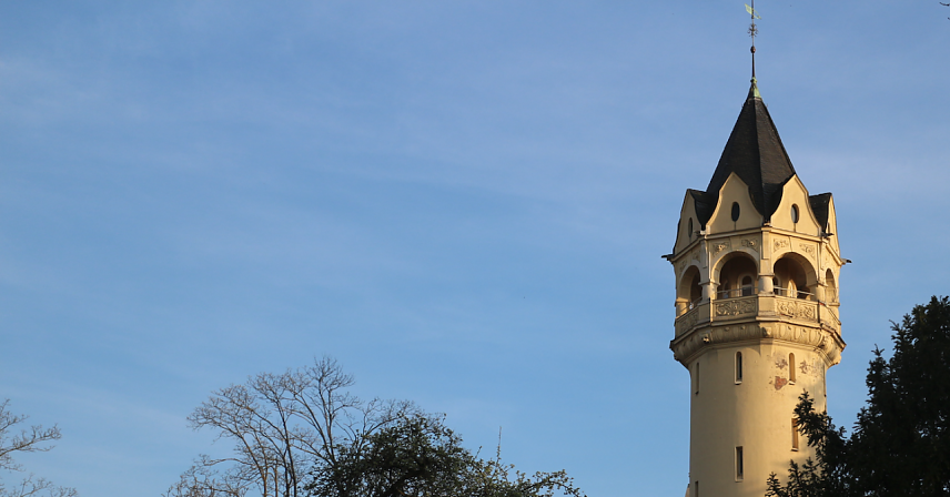 Bild: Wird der Turm des Kunsthauses Meyenburg saniert?