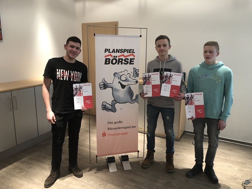 Bild: Bleicher&ouml;der Teams beim Planspiel B&ouml;rse 2019