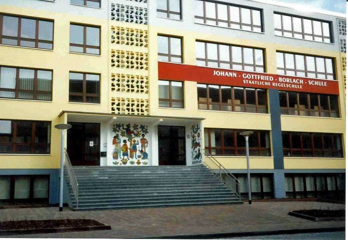 Bild: Neues Leben in altes Geb&auml;ude