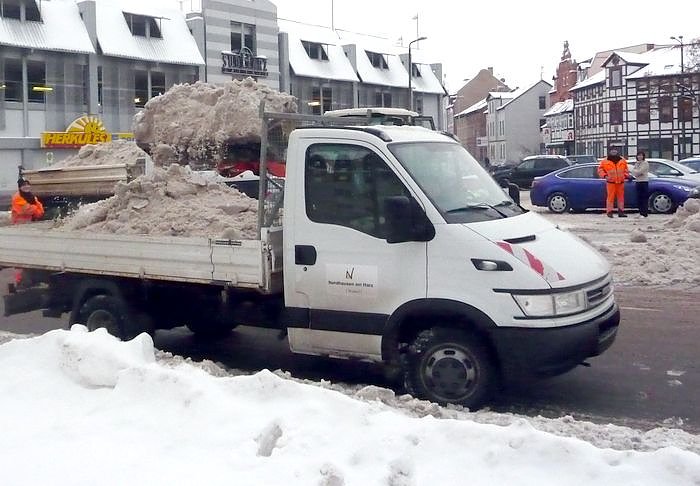 Bild: Weg mit den Massen