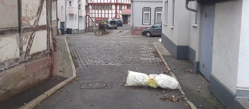 Bild: M&uuml;ll in der Stadt