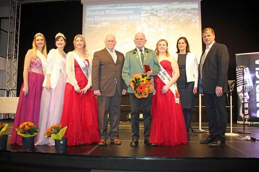 Bild: Ehrenamtliche in Bad Frankenhausen geehrt