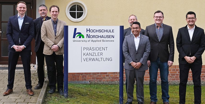 Bild: Besuch in der HSN 