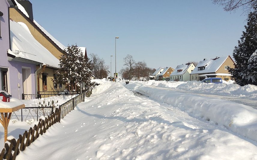 Bild: Heldrungen im Schnee