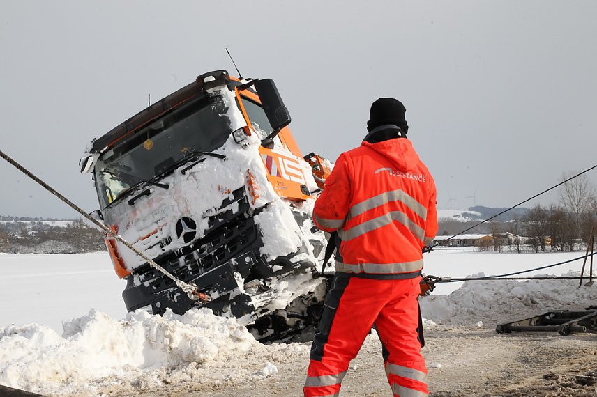 Bild: Schneepflug geborgen