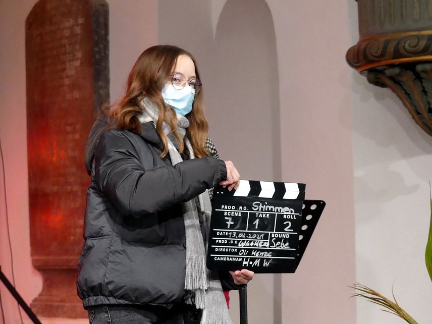 Bild: Hannah Wand war f&uuml;r die ordnungsgem&auml;&szlig;e Bezeichnung der gedrehten Episoden verantwortlich - nur so kann der Schnitt hinterher funktionieren.