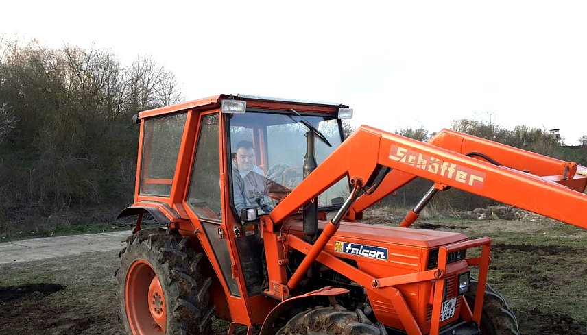 Bild: Topfstedter Firma hilft bei neuer Streuobstwiese