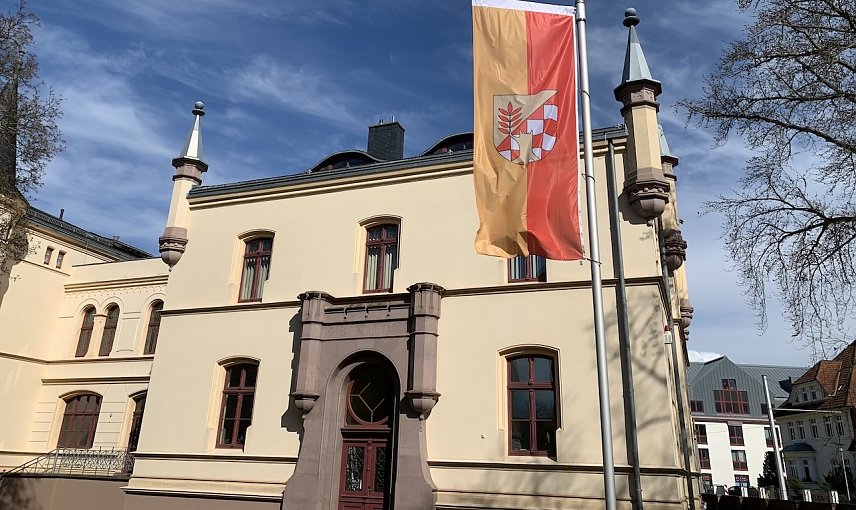 Bild: Das Nordh&auml;user Landratsamt in der Grimmelallee