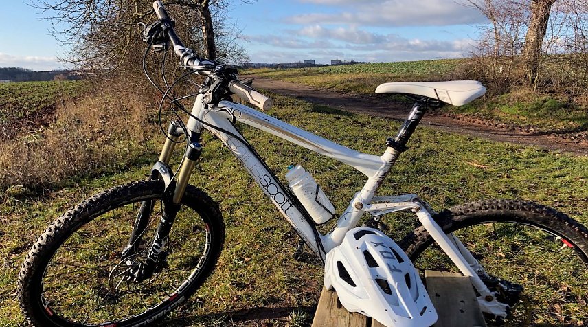 Bild: Ein Scott Genius carbonwei&szlig; wurde entwendet
