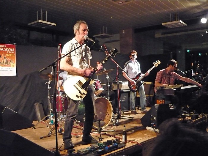 Bild: Chris Cacavas und Band