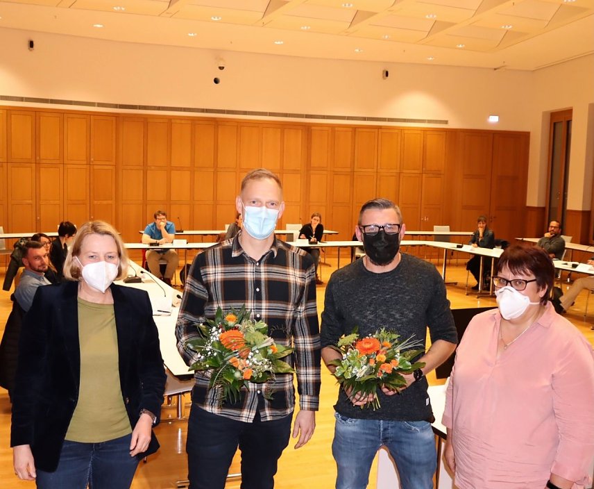 Bild: Neue Elternsprecher der Kindertageseinrichtungen gew&auml;hlt (v.l.n.r.): B&uuml;rgermeisterin Jutta Krauth, Stadtelternsprecher Matthias G&auml;pler, Christian Klein Stellvertreter, Heike Kopischke (Sachgebiet Kitas u. Generationen)