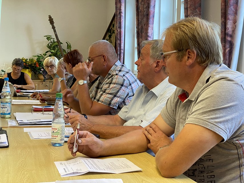 Bild: Gemeinderatssitzung in Harztor