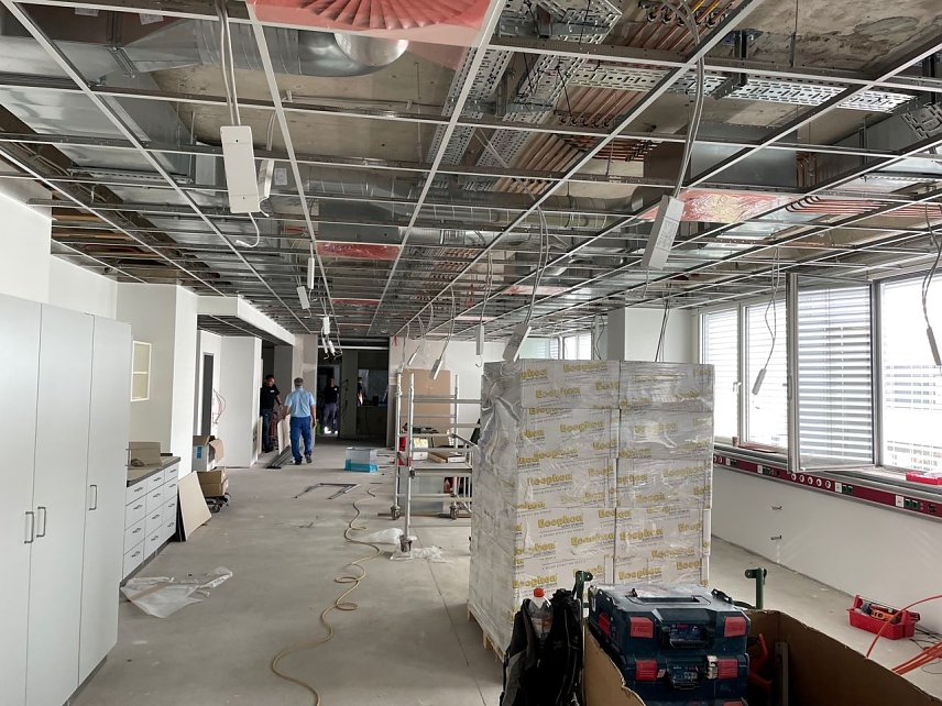 Bild: Die Arbeiten am Hybrid-OP des S&uuml;dharz-Klinikums schreiten voran
