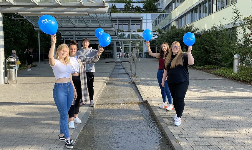 Bild: Neue Azubis im S&uuml;dharz Klinikum