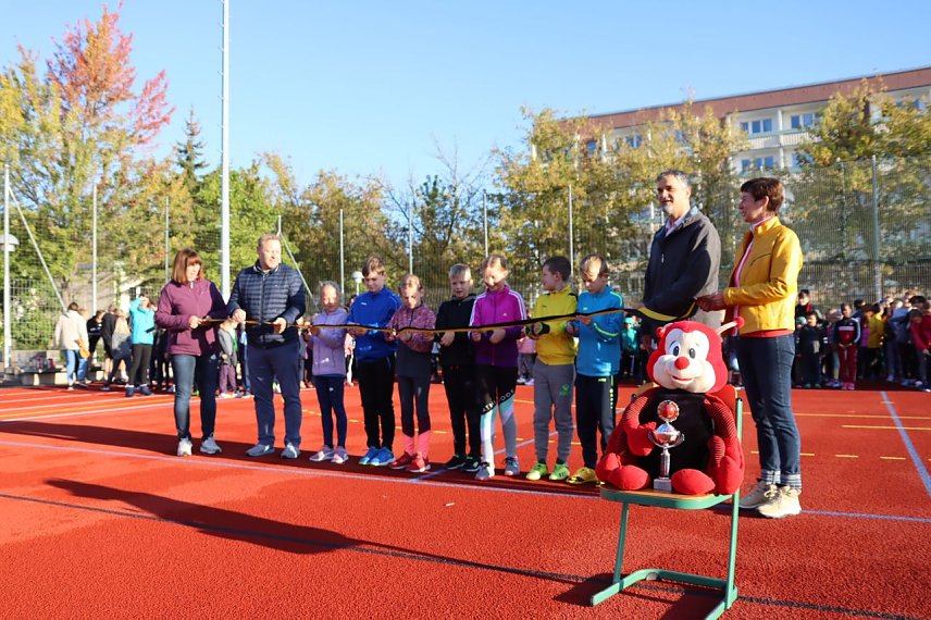 Bild: Er&ouml;ffnung des Sportplatzes in Nordhausen Ost