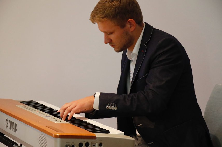 Bild: Mit Stefan Ostermann ist der Generationenwechsel an der Spitze gesichert, musizieren wird der Nachwuchs trotz der neuen Aufgaben auch weiterhin