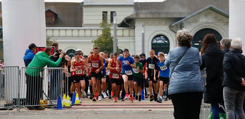 Bild: Start des 16. Nordh&auml;user City-Laufs