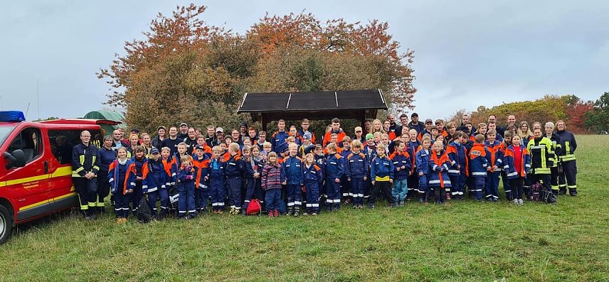 Bild: Jugendfeuerwehr auf Wanderschaft