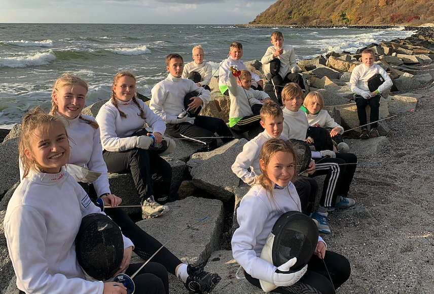 Bild: Trainingslager mit Meerblick - die Nordh&auml;user Fechter &uuml;bten in den Ferien auf Hiddensee