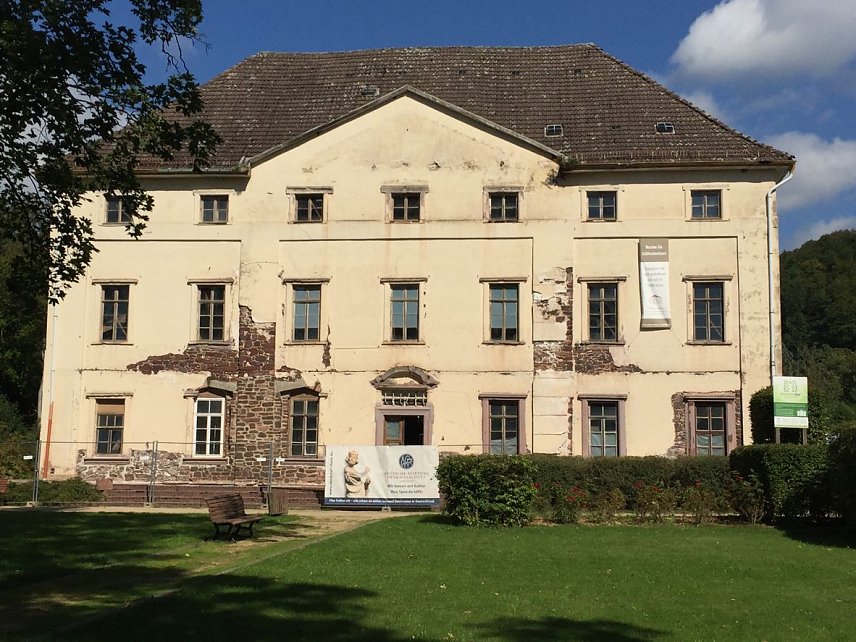 Bild: Das Neue Schloss in Neustadt erh&auml;lt weitere Unterst&uuml;tzung durch die Deutsche Stiftung Denkmalschutz