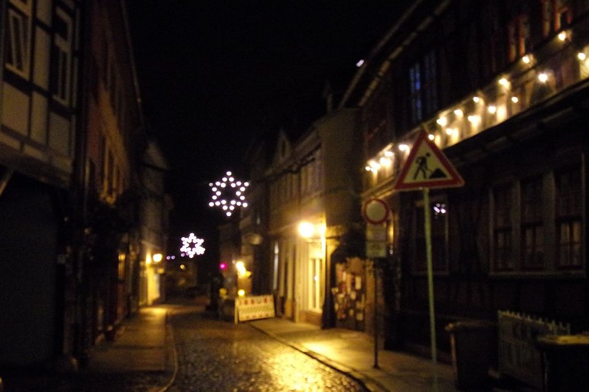 Bild: Die Nordh&auml;user Altstadt erstrahlte mit etwas Verz&ouml;gerung im Lichterglanz