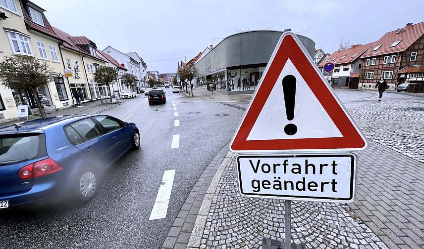 Bild: Geschwindigkeitsbegrenzungen in der Leinefelde Innenstadt