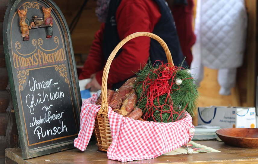 Bild: Auf den Sondersh&auml;user Weihnachtsmarkt gibt es in diesem Jahr viel zu entdecken 