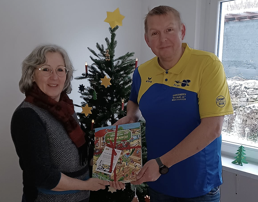 Bild: Vorweihnachtlicher Besuch der Dartchaoten