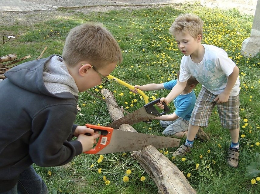 Bild: Der Kinderkirchenladen l&auml;dt zur Oster&uuml;bernachtung