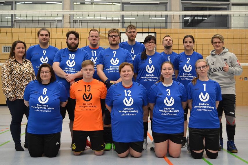 Bild: Heringens Volleyballer und Volleyballerinnen