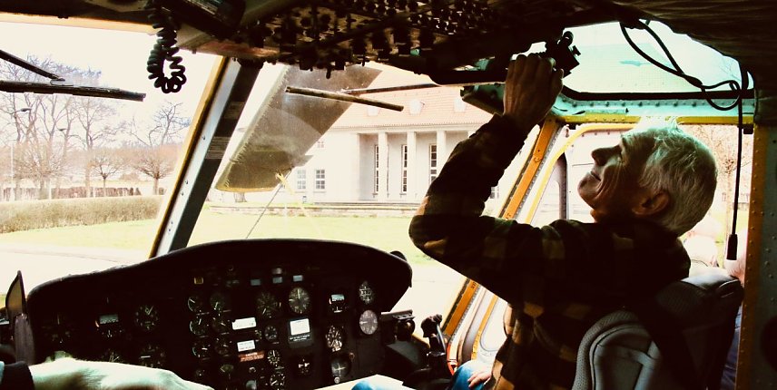 Bild: Nach 30 Jahren wieder auf dem Platz - die erste Nordh&auml;user Rettungsfliegerstaffel kam am Wochenende wieder zusammen
