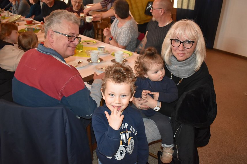 Bild: Oma und Opa Tag bei den "Kleinen Entdeckern"