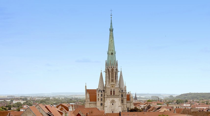 Bild: Die Marienkirche in M&uuml;hlhausen mit dem h&ouml;chsten Kirchturm Th&uuml;ringens