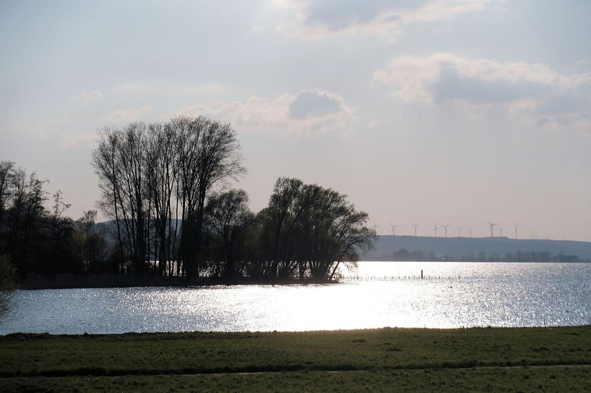 Bild: Abendstimmung am Stausee Kelbra