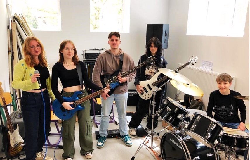 Bild: Nachwuchsbands pr&auml;sentieren sich auf dem Campus